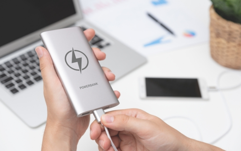 Sạc pin bằng các nguồn điện dự phòng sẽ làm chậm thời gian đầy pin